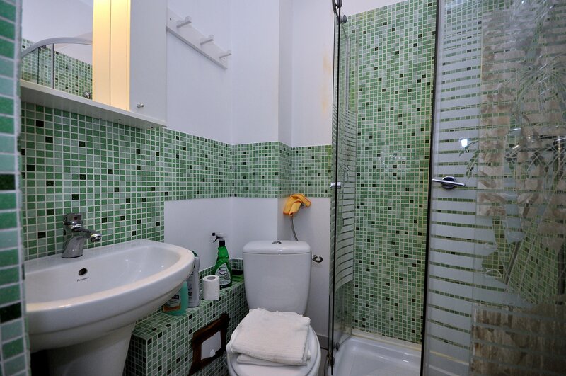 Universitate strada Doamnei garsoniera mobilata centrala proprie